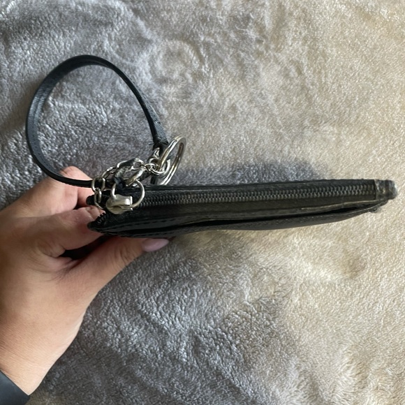 Coach wristlet loose chain and cards slot wallet - Picture 3 of 5